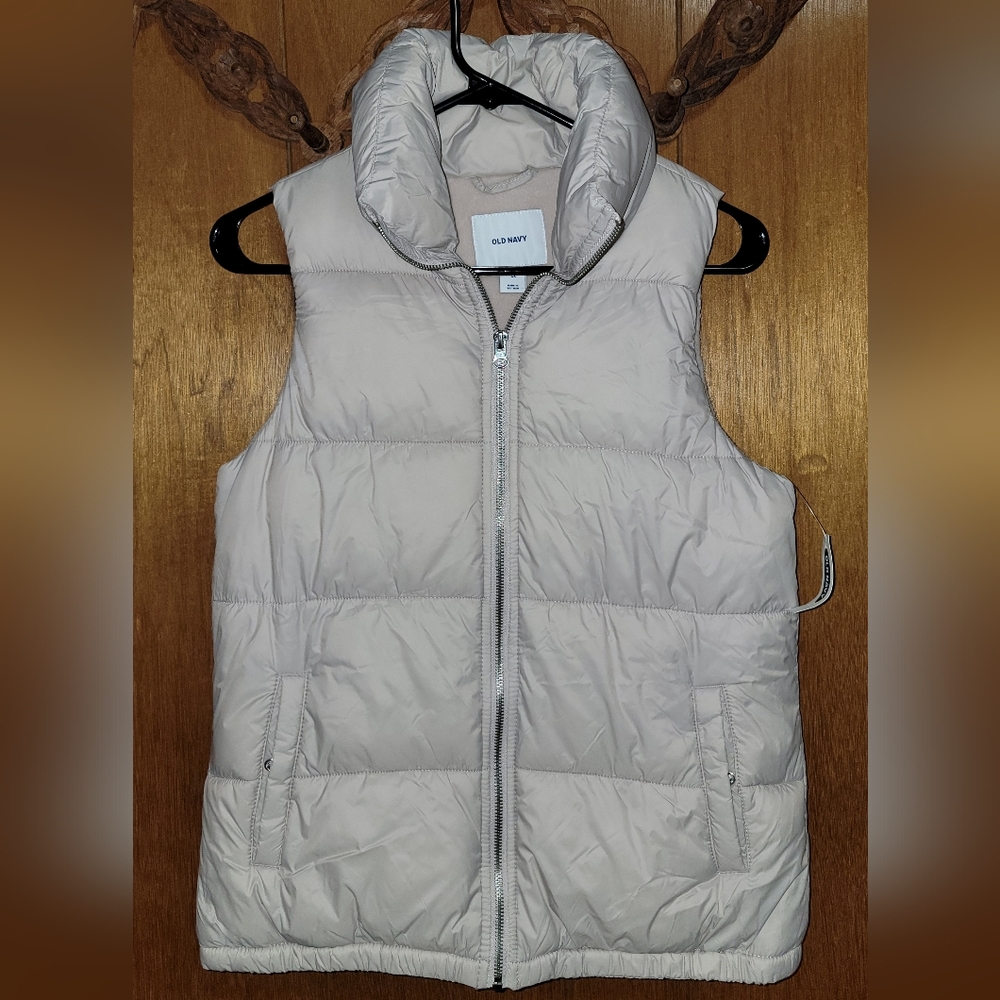 Old Navy Puffer Vest